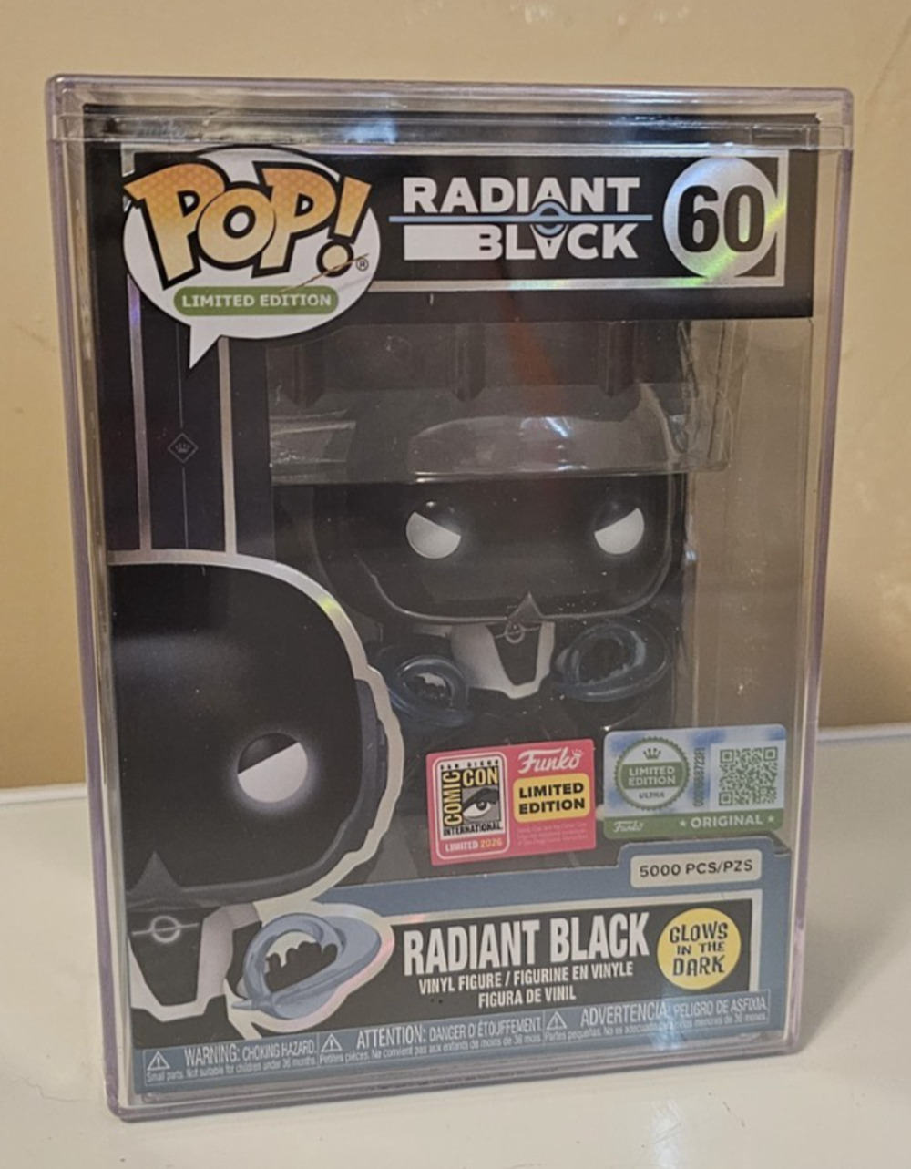2026 SDCC EXCLUSIVE Funko Pop! Radiant Black #60 LE 5000 CON STICKER GLOW